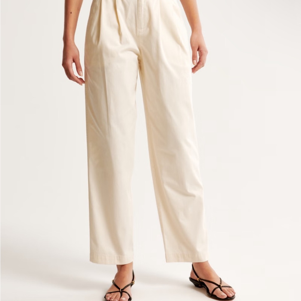 Abercrombie & Fitch Cream Relaxed Trousers